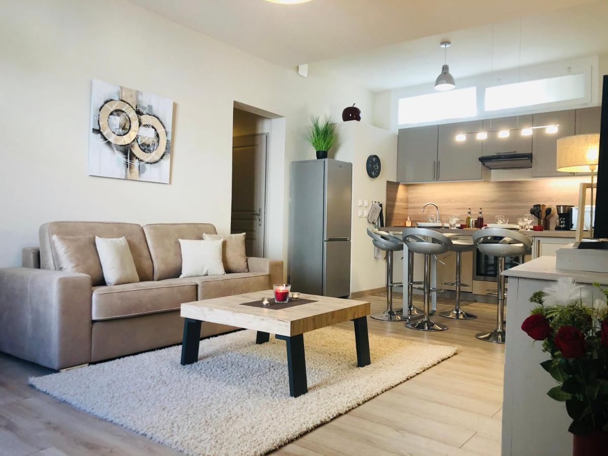 Ferienwohnung Les Volets Rouges Cavaillon Exterior foto