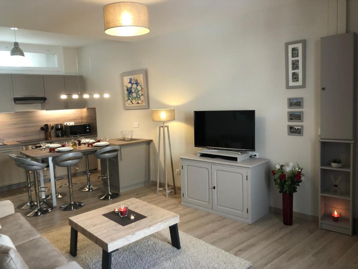 Ferienwohnung Les Volets Rouges Cavaillon Exterior foto