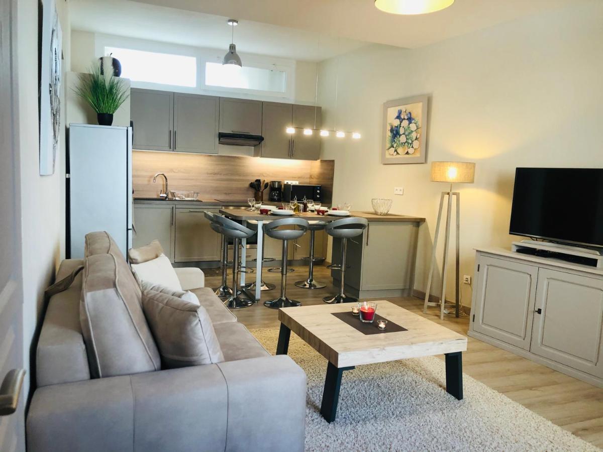 Ferienwohnung Les Volets Rouges Cavaillon Exterior foto